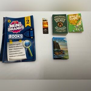 Zuru Mini Brands Books Series 2 lot bundle Holmes House cliff dahl war bookmark